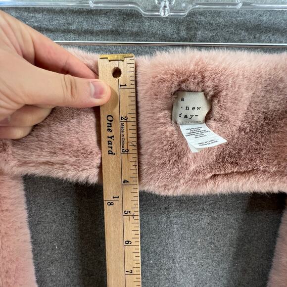 a new day Faux Fur Pink Stole Soft Scarf Women's Scarves - Picture 3 of 5